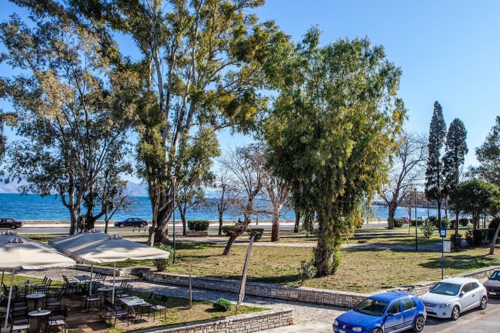 City Center, Sea View Apartment, Amelia! Anemomylos Exterior photo